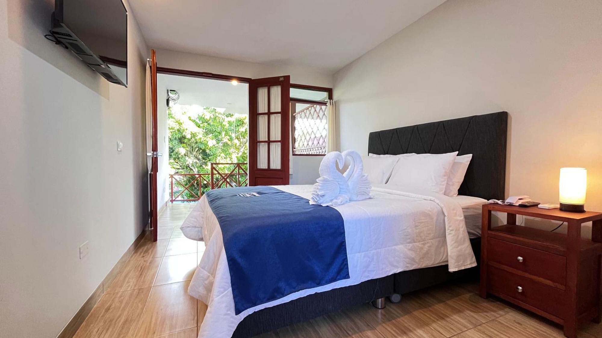 Laguna Azul Hotel & Suites Sauce 外观 照片