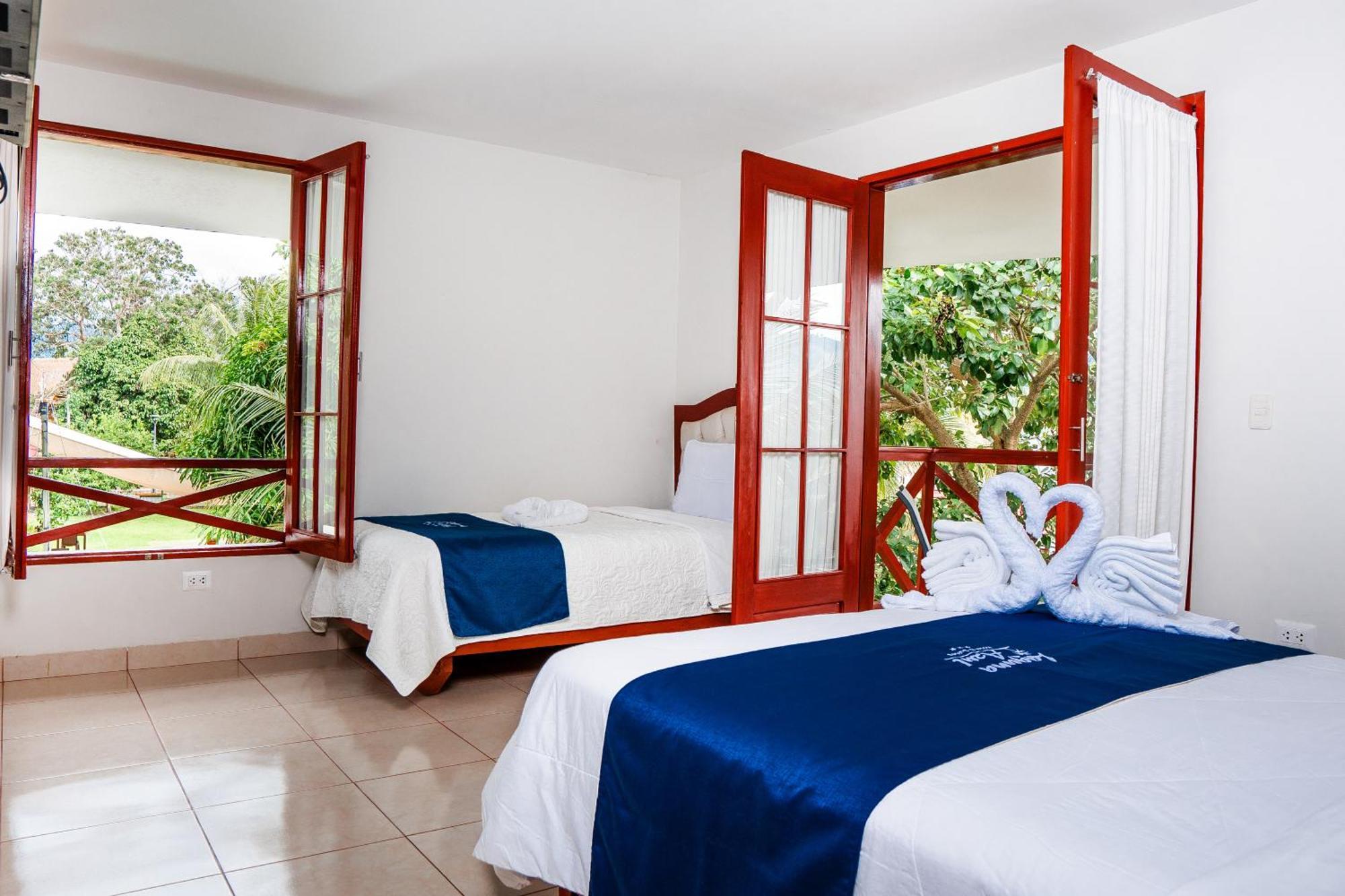 Laguna Azul Hotel & Suites Sauce 外观 照片